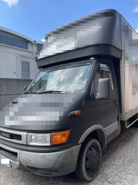 Autocarri in vendita