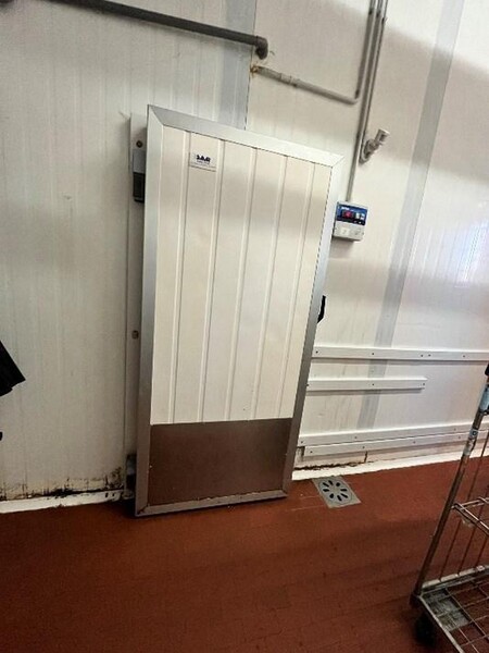 1#7741 Compendio di azienda dedita alla macellazione e al commercio all'ingrosso di bestiame in vendita - foto 5