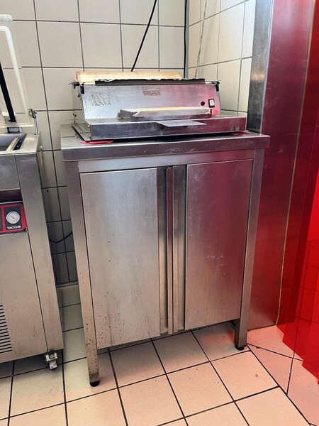 1#7741 Compendio di azienda dedita alla macellazione e al commercio all'ingrosso di bestiame in vendita - foto 15