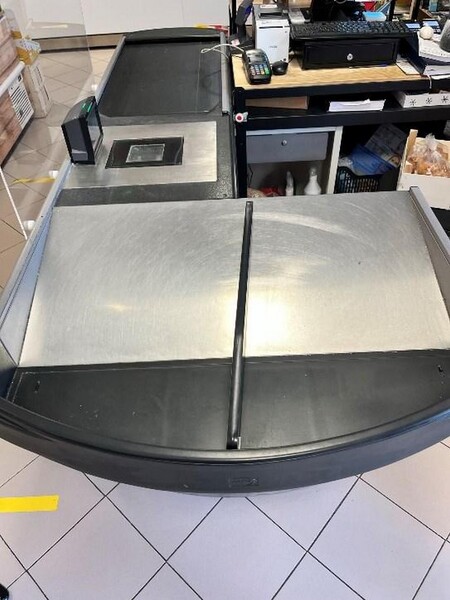 1#7741 Compendio di azienda dedita alla macellazione e al commercio all'ingrosso di bestiame in vendita - foto 22