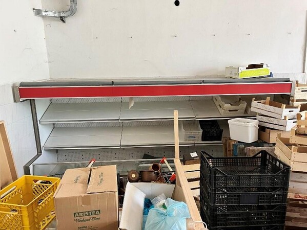1#7741 Compendio di azienda dedita alla macellazione e al commercio all'ingrosso di bestiame in vendita - foto 42