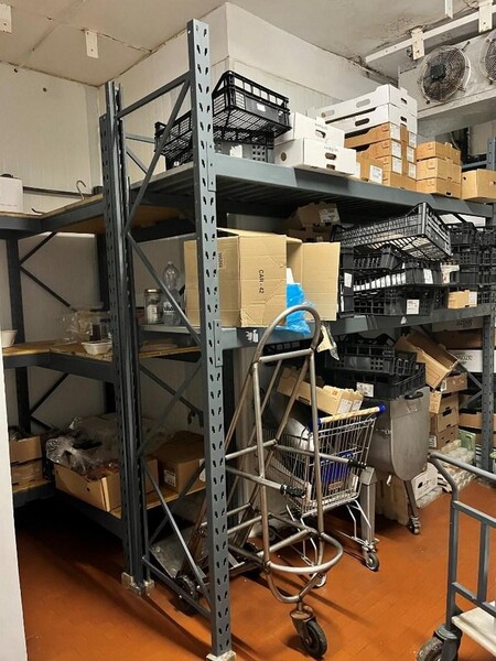 1#7741 Compendio di azienda dedita alla macellazione e al commercio all'ingrosso di bestiame in vendita - foto 62