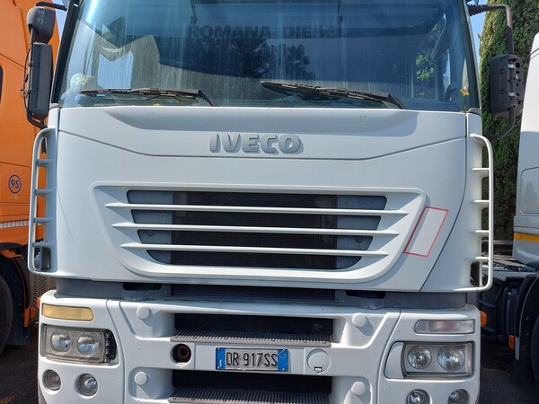 1#7744 Motrice per semirimorchio Iveco in vendita - foto 2