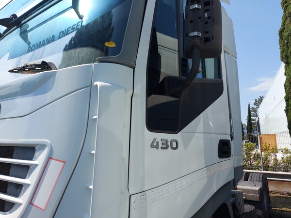 1#7744 Motrice per semirimorchio Iveco in vendita - foto 3