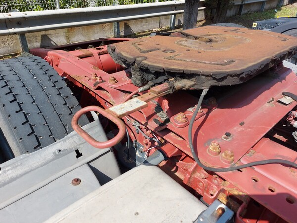 1#7744 Motrice per semirimorchio Iveco in vendita - foto 19