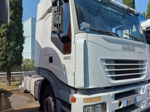 1#7744 Motrice per semirimorchio Iveco in vendita - foto 21