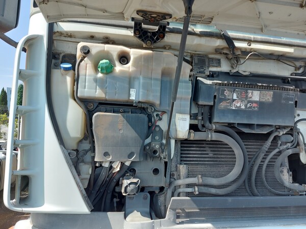 1#7744 Motrice per semirimorchio Iveco in vendita - foto 22