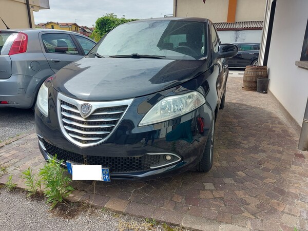 2#7745 Autovettura Lancia Ypsilon in vendita - foto 2