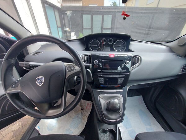 2#7745 Autovettura Lancia Ypsilon in vendita - foto 11
