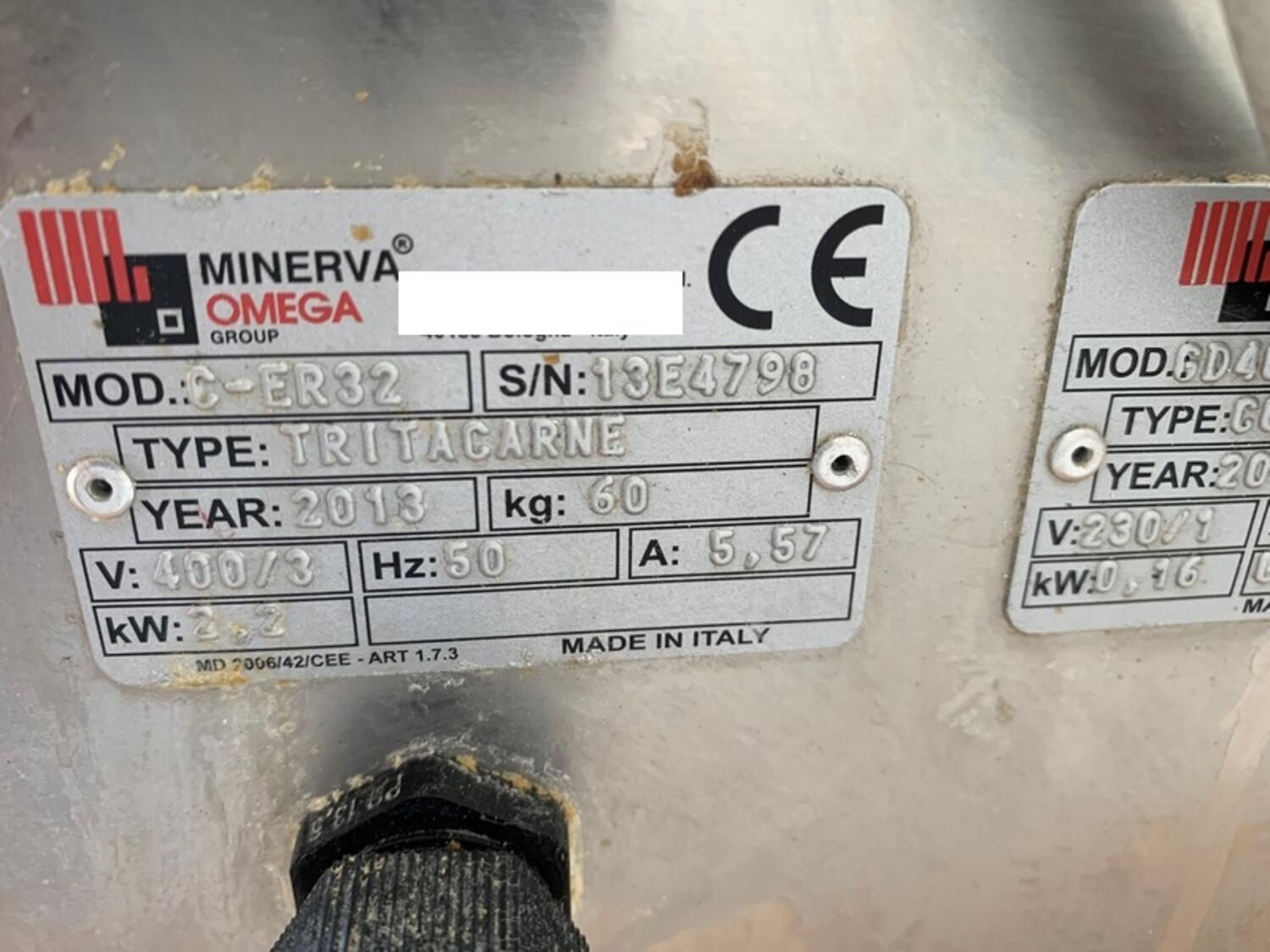 Lot La Minerva meat grinder