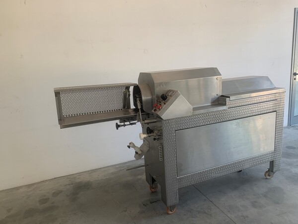 23#7751 Macchina legasalame in vendita - foto 3