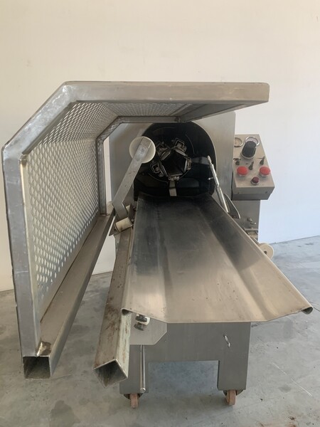 23#7751 Macchina legasalame in vendita - foto 5