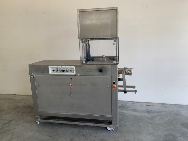 24#7751 Insaccatrice formatrice Pozzi Progeco in vendita - foto 1