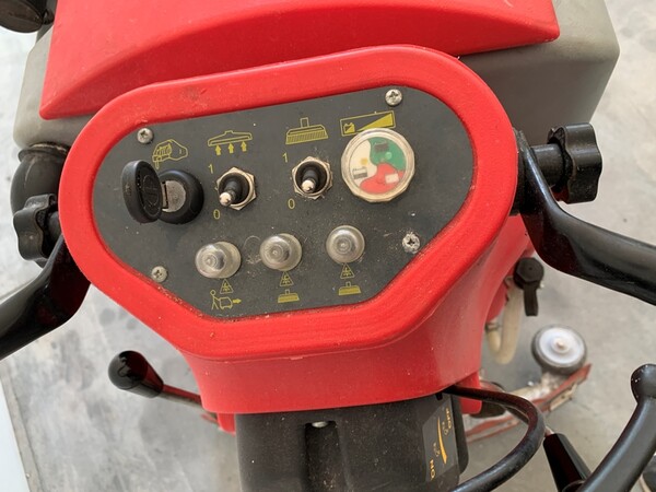 40#7751 Lava asciuga per pavimenti Vemoc Machine in vendita - foto 4