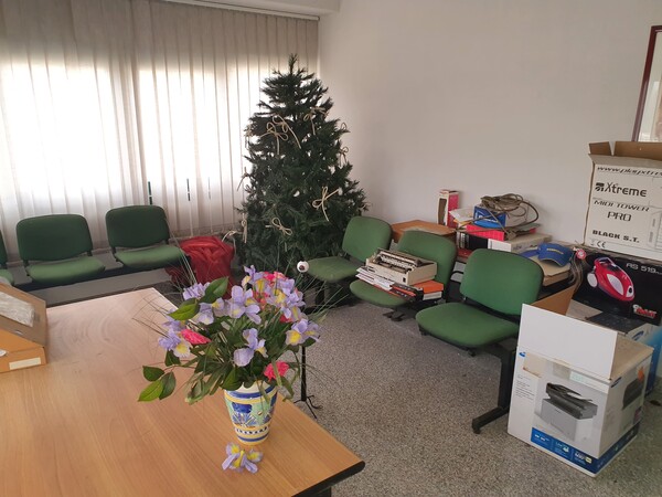 1#7754 Arredi e attrezzatura da ufficio in vendita - foto 1