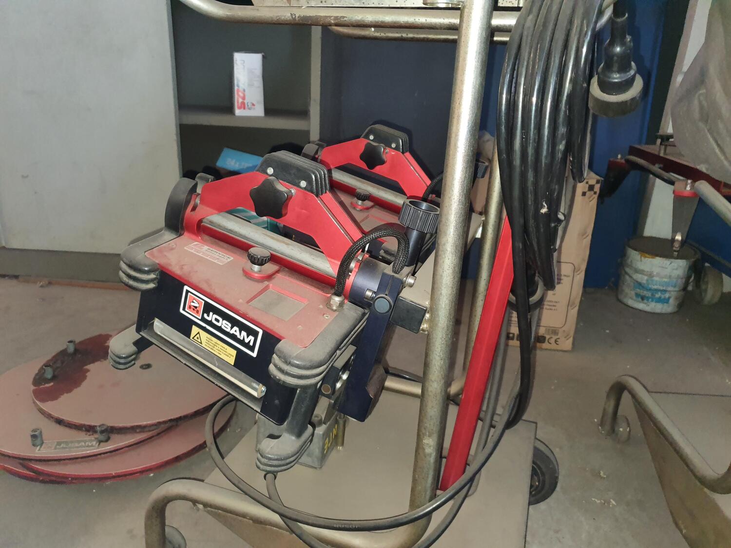 Lot Josam Truck wheel alignment