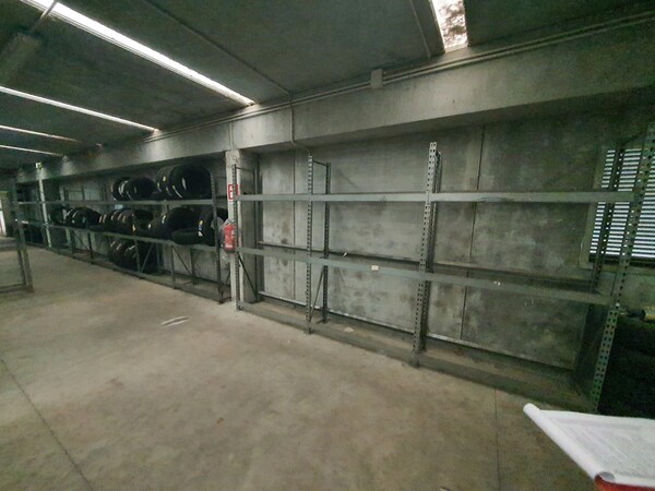 83#7754 Scaffalature Wuerth per gomme in vendita - foto 4