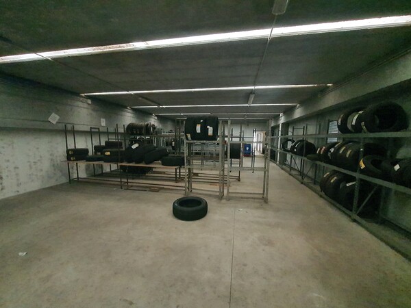 83#7754 Scaffalature Wuerth per gomme in vendita - foto 6