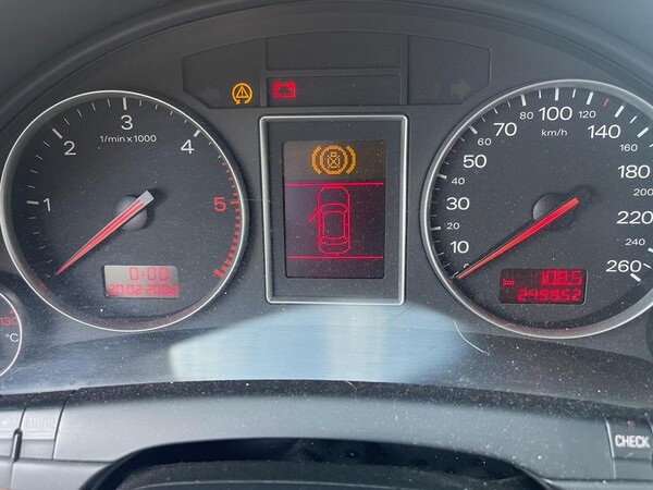 5#7758 Autovettura Audi A4 in vendita - foto 8