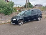 Image 2 - Volkswagen Touran van - Lot 1 (Auction 7764)