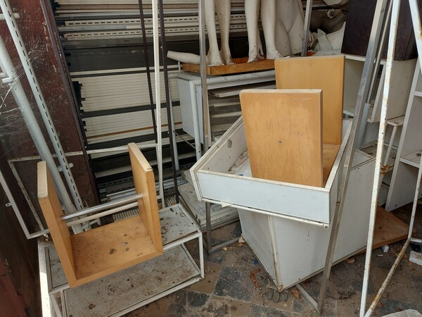 2#7764 Arredo e attrezzatura da negozio in vendita - foto 13