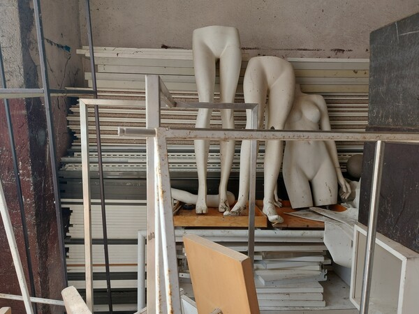 2#7764 Arredo e attrezzatura da negozio in vendita - foto 15