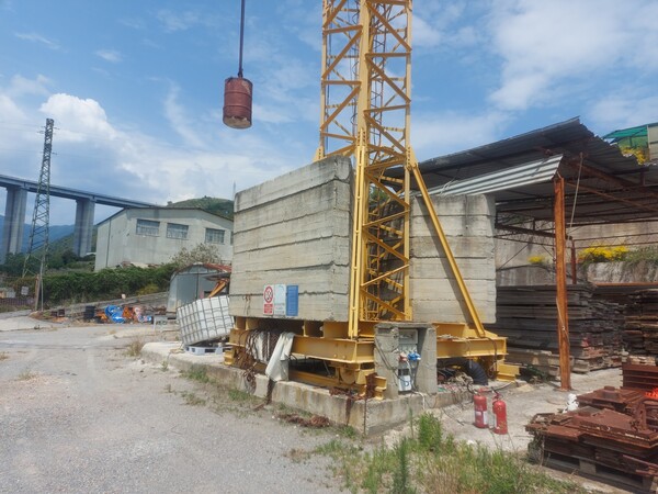 21#7766 Gru Ferro in vendita - foto 2