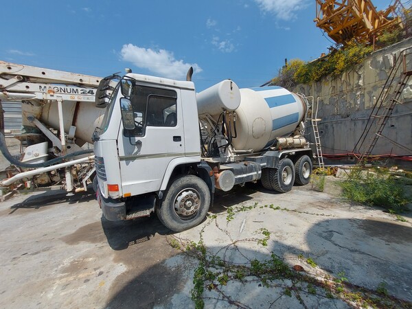 Autocarri in vendita