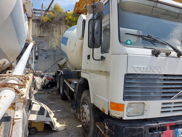 8#7766 Autocarro Volvo in vendita - foto 2