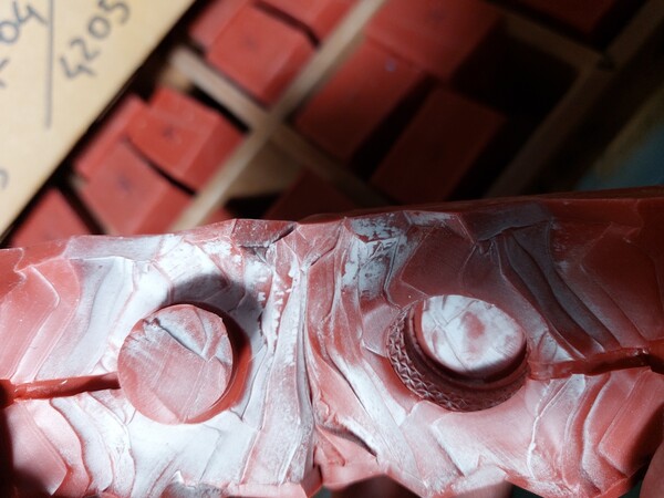 2#77690 Stampi in silicone per produzione gioielli e prototipi in resina in vendita - foto 4