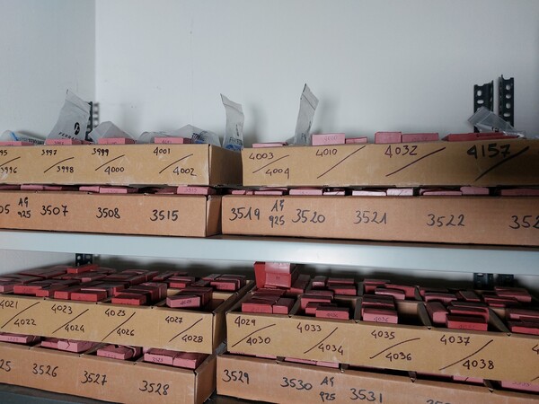2#77690 Stampi in silicone per produzione gioielli e prototipi in resina in vendita - foto 6