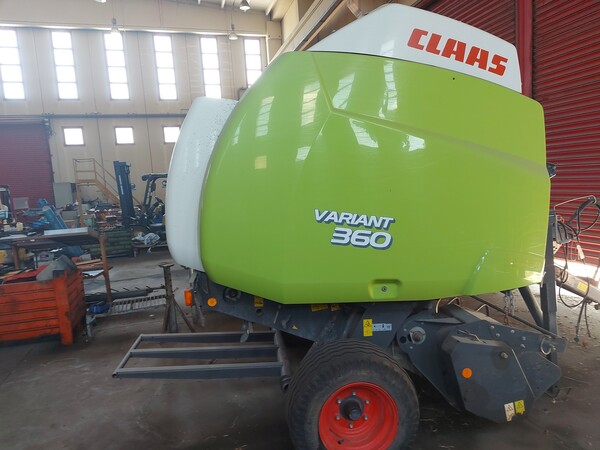 10#7773 Rotopressa Claas Variant in vendita - foto 2