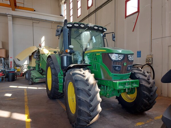 11#7773 Trattore John Deere 6130R in vendita - foto 1