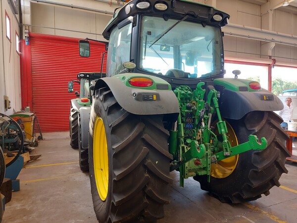 11#7773 Trattore John Deere 6130R in vendita - foto 11