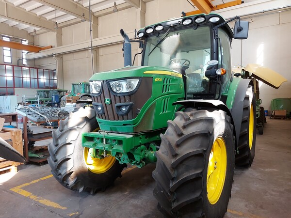 11#7773 Trattore John Deere 6130R in vendita - foto 15