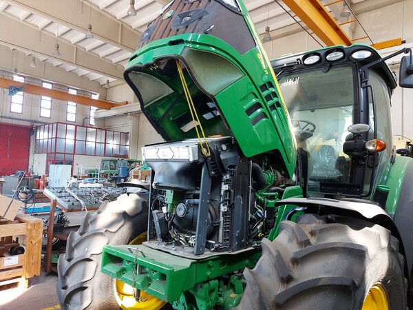 11#7773 Trattore John Deere 6130R in vendita - foto 17