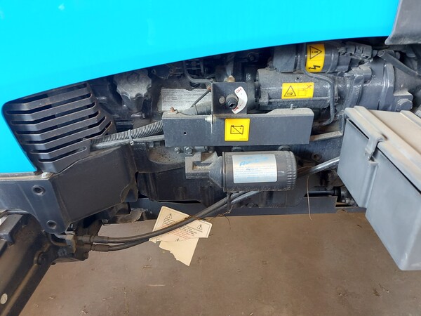 12#7773 Trattore Landini 4-075 DT in vendita - foto 4