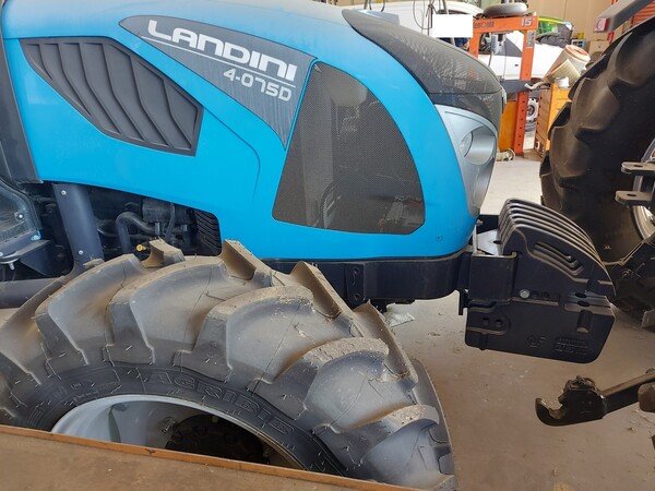 12#7773 Trattore Landini 4-075 DT in vendita - foto 8