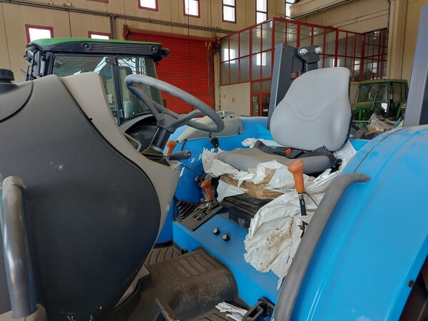 12#7773 Trattore Landini 4-075 DT in vendita - foto 11