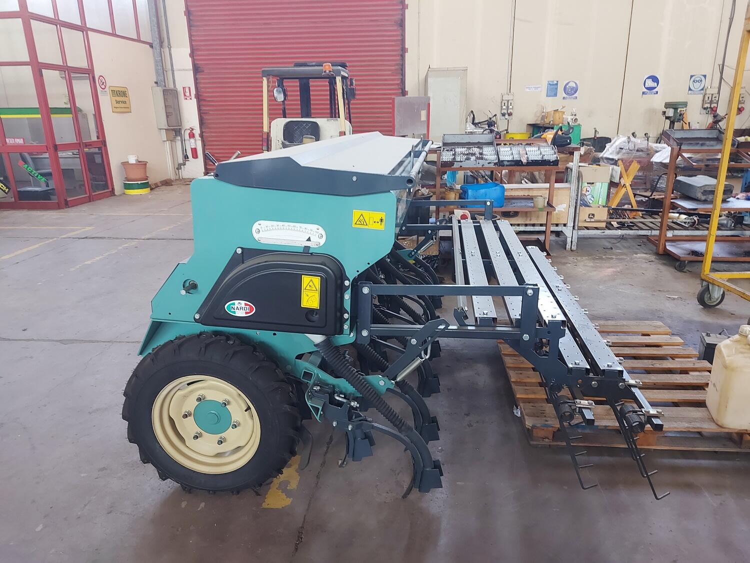 Usato Seminatrice Marzia 225 In Vendita Presso Sant'Angelo In Vado, Italia