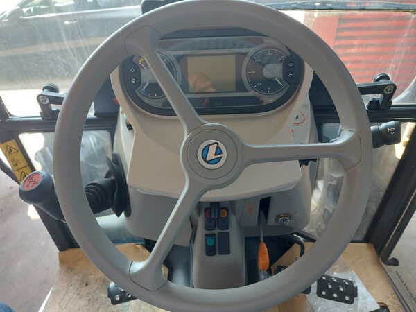 7#7773 Trattore Landini 5-090D Cab in vendita - foto 18