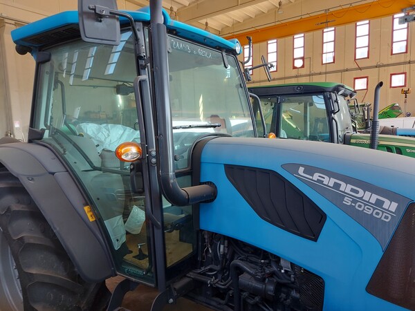 8#7773 Trattore Landini 5-090D Cab in vendita - foto 10