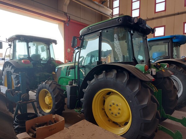 9#7773 Trattore John Deere 5080G in vendita - foto 11