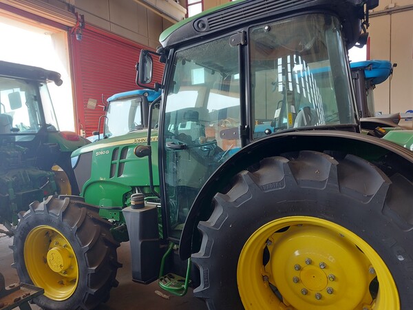 9#7773 Trattore John Deere 5080G in vendita - foto 12
