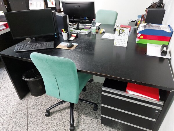 1#7774 Arredi da ufficio e attrezzature elettroniche in vendita - foto 27