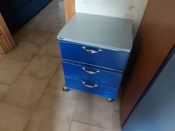 8#7776 Arredi ufficio e stampanti HP in vendita - foto 4