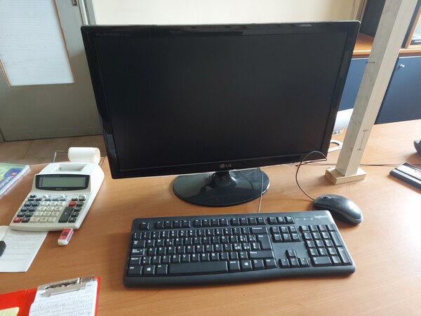 8#7776 Arredi ufficio e stampanti HP in vendita - foto 6