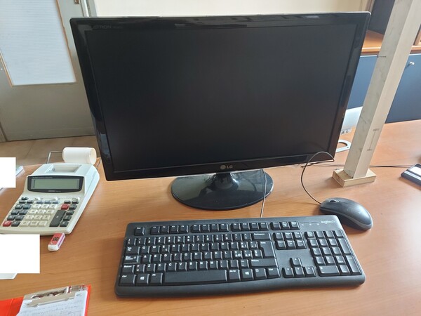 8#7776 Arredi ufficio e stampanti HP in vendita - foto 11