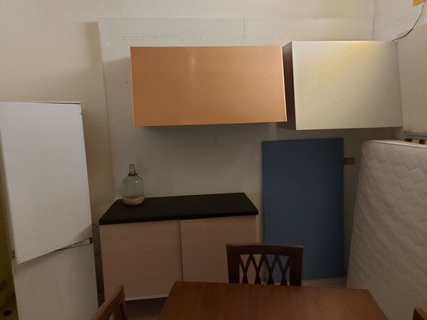 9#7776 Tavolo in legno e frigor AEG in vendita - foto 5