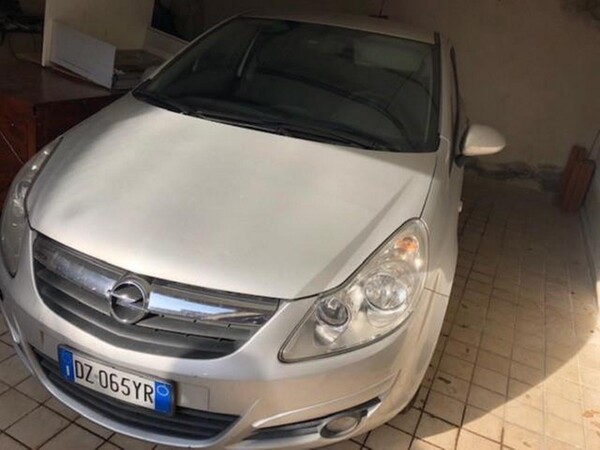 1#7777 Autovettura Opel Corsa in vendita - foto 5